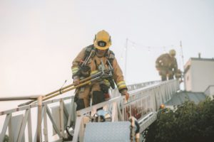 What Is The Safest Ladder For Tree Trimming